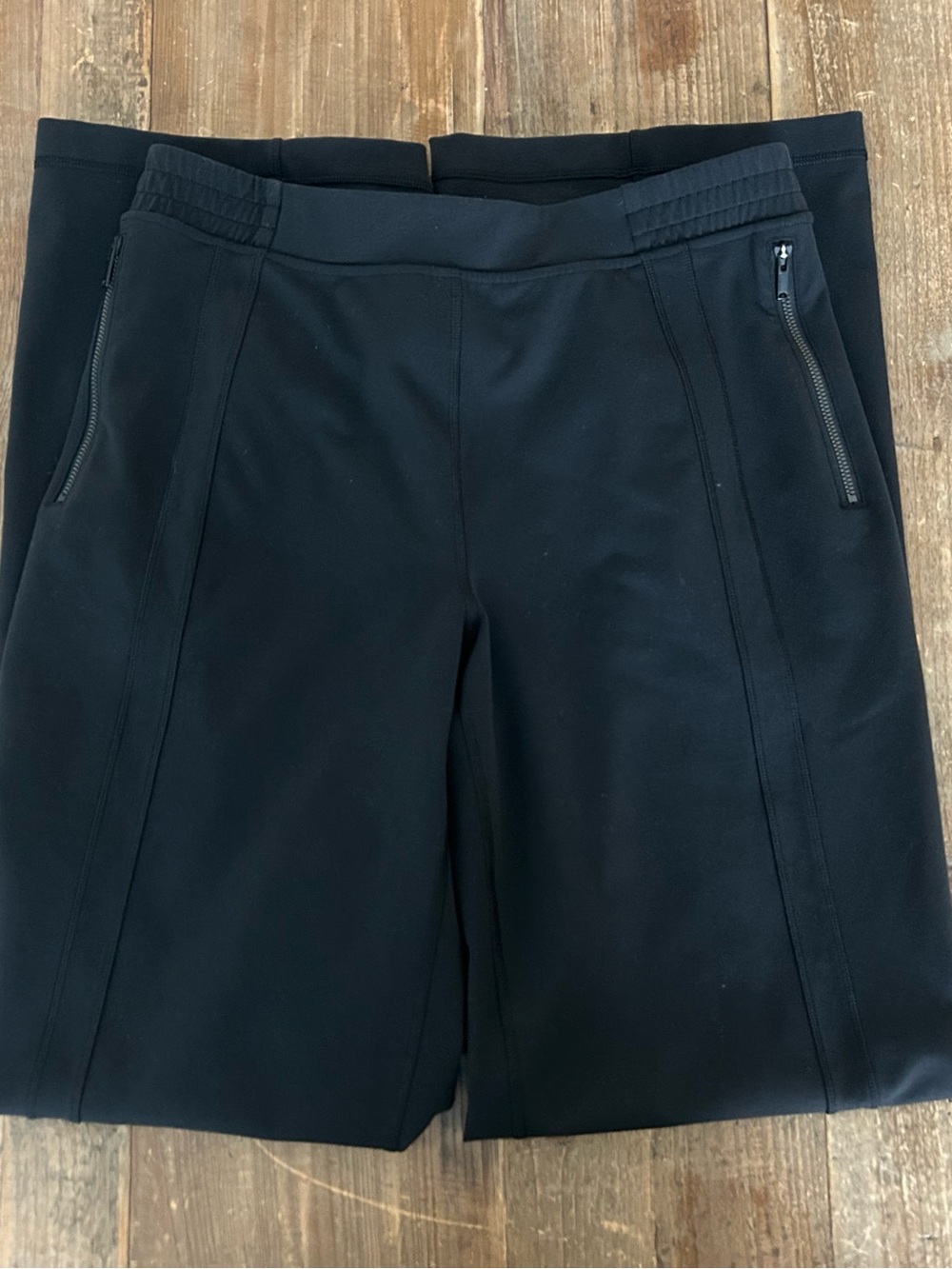 Lululemon Women’s Black Performance Pants‎ Mid Weight Straight Leg Pants M - Picture 2 of 10